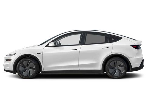 Used 2026 Tesla Model Y 2WD image 3