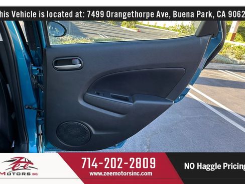 Used 2012 MAZDA MAZDA2 Sport FWD image 27