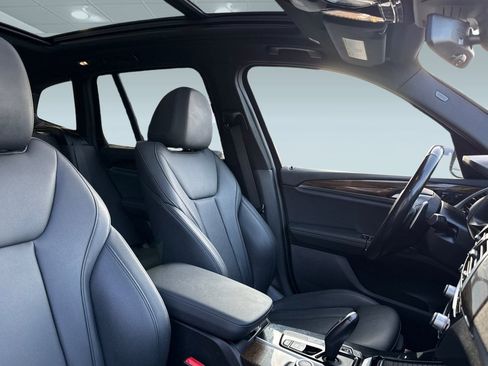 Used 2019 BMW X3 xDrive30i w/ Driving Assistance Package image 29