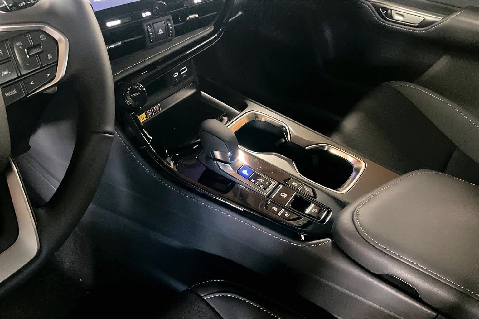 New 2026 Lexus NX 350 AWD w/ Premium Package image 8