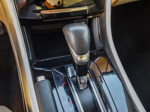 Used 2016 Honda Accord LX image 28