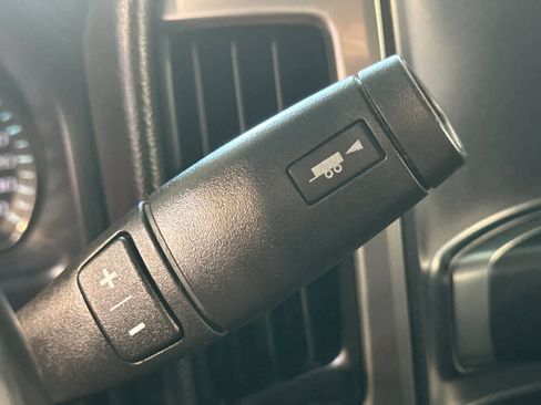 Used 2015 Chevrolet Silverado 2500 LT RWD image 23
