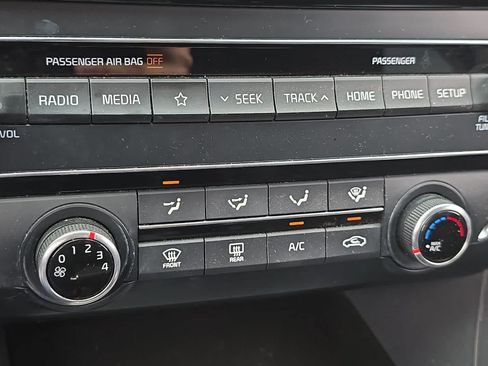 Used 2020 Kia Optima LX FWD image 21