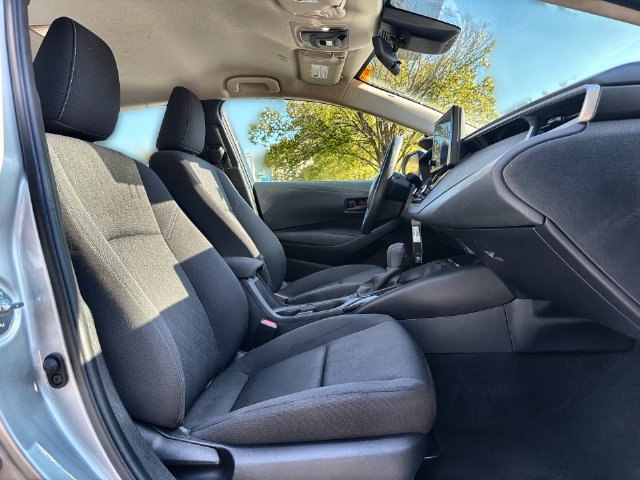Used 2024 Toyota Corolla LE FWD image 25