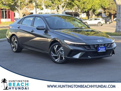 Certified 2025 Hyundai Elantra Limited