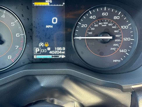 Used 2023 Subaru Crosstrek 2.0i Premium image 21