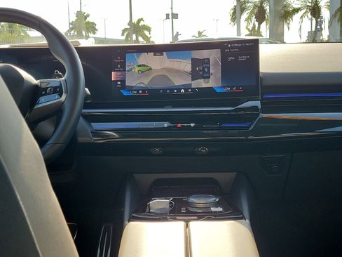 Used 2026 BMW 530i w/ M Sport Package image 20