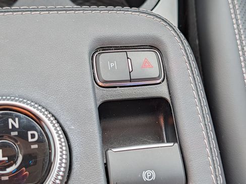 Used 2024 Ford Mustang Mach-E Premium AWD/4WD image 31