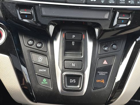 Used 2025 Honda Odyssey Elite image 24
