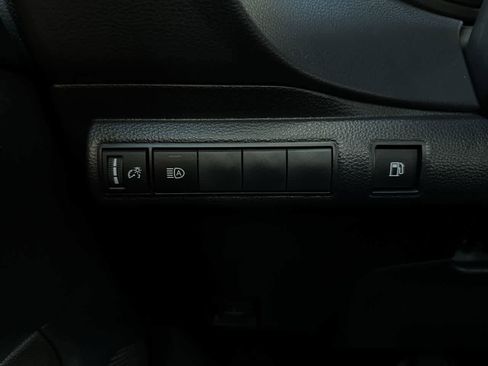 Used 2024 Toyota Corolla LE image 21