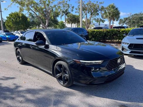 Used 2023 Honda Accord Sport image 1