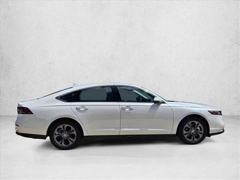 Used 2025 Honda Accord EX-L image 4