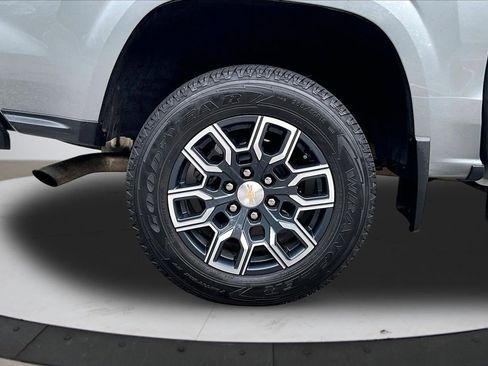 Used 2023 Chevrolet Colorado LT w/ LT Convenience Package III RWD image 36