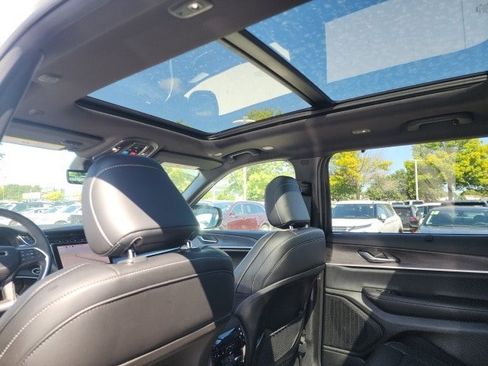 New 2025 Jeep Grand Cherokee L Limited w/ Luxury Tech Group II image 4