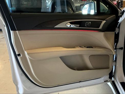 Used 2018 Lincoln MKZ Select w/ Climate Package image 20