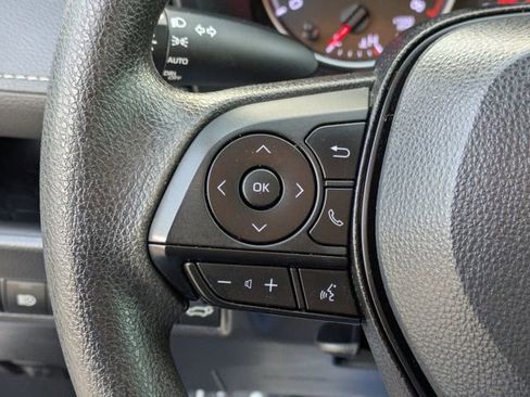 Used 2022 Toyota RAV4 XLE w/ Convenience Package image 21