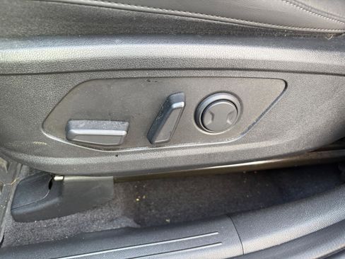 Used 2025 Kia Sorento S w/ Panoramic Sunroof Package FWD image 28