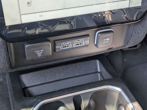 New 2026 Jeep Grand Wagoneer Summit AWD/4WD image 25
