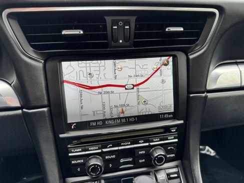 Used 2013 Porsche 911 Carrera S image 33