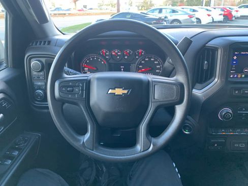 Certified 2024 Chevrolet Silverado 1500 Custom image 16
