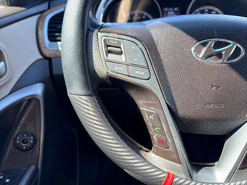 Used 2013 Hyundai Santa Fe Sport image 15