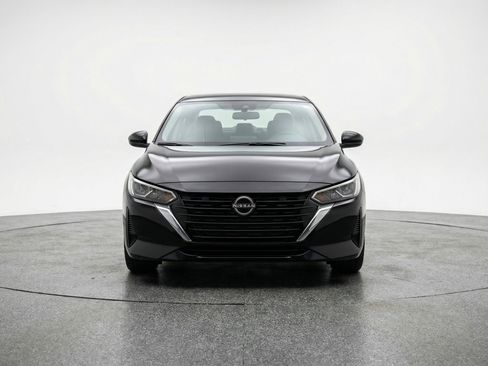 Used 2025 Nissan Sentra S image 2