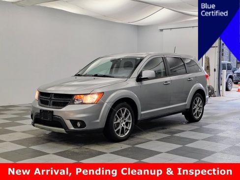 Used 2019 Dodge Journey GT FWD image 1