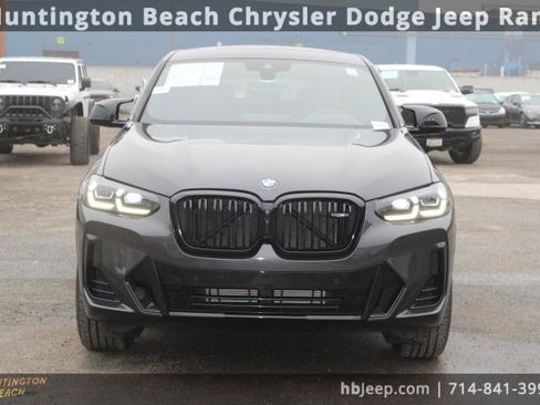 Used 2024 BMW X4 M40i w/ Premium Package image 2