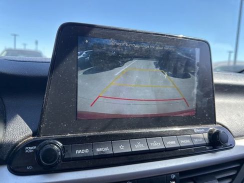 Used 2021 Kia Forte LXS image 9