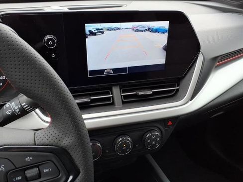 New 2026 Chevrolet Trax RS image 18