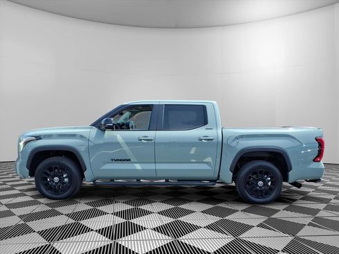 Used 2024 Toyota Tundra Limited AWD/4WD image 9