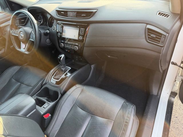 Used 2017 Nissan Rogue SL w/ SL Premium Package AWD/4WD image 20