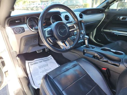 Used 2020 Ford Mustang Premium image 11