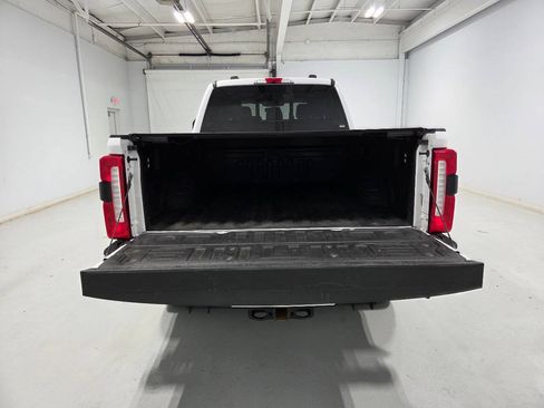 Used 2024 Ford F250 Lariat w/ FX4 Off-Road Package AWD/4WD image 7