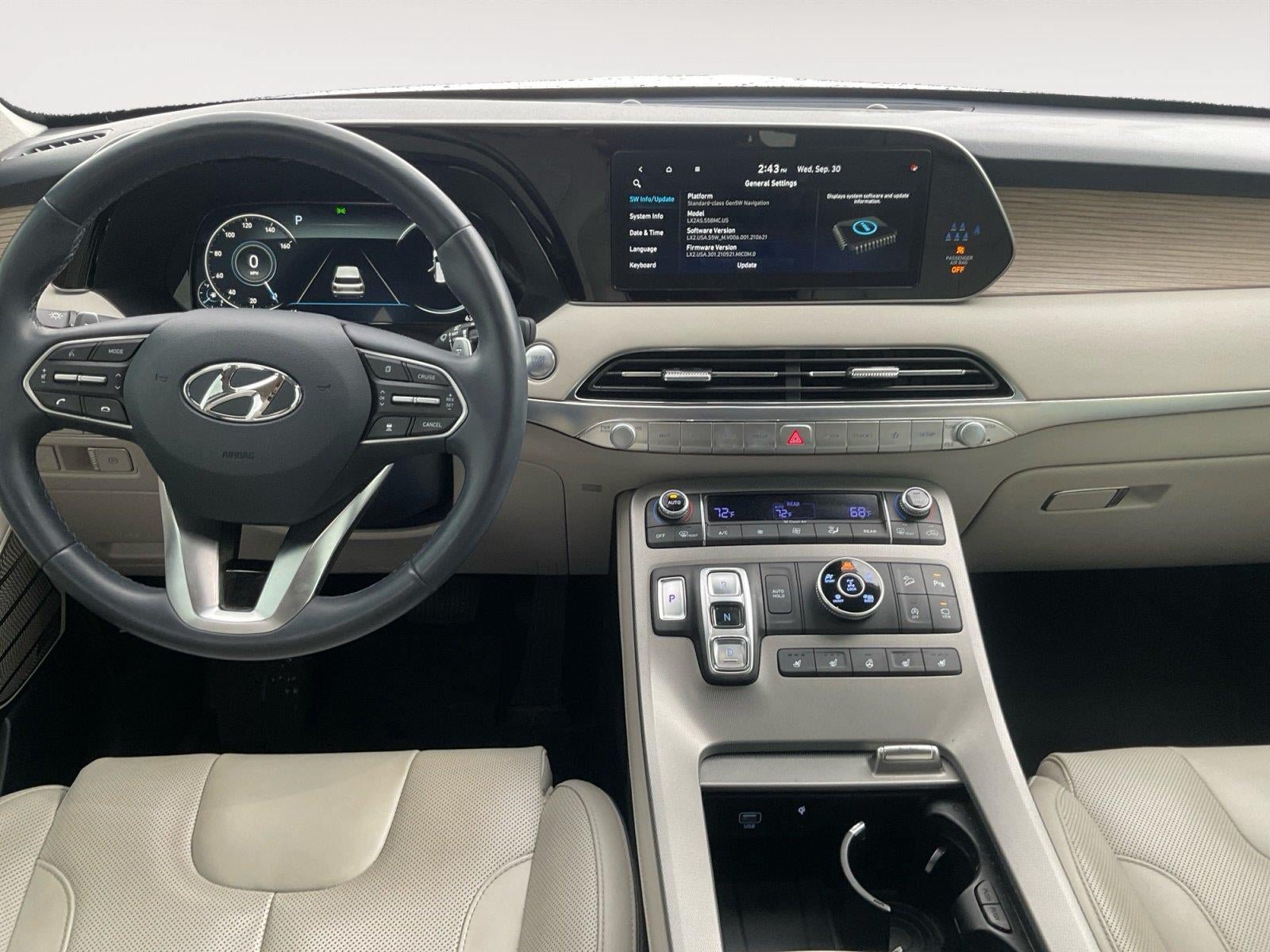 Used 2022 Hyundai Palisade Limited w/ Winter Package AWD/4WD image 10