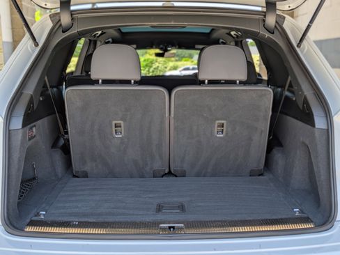 Used 2022 Audi Q7 Premium Plus w/ Premium Plus Package image 20