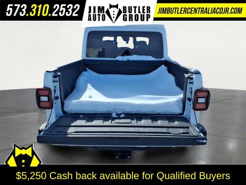 New 2026 Jeep Gladiator Mojave AWD/4WD image 7