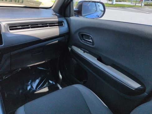 Used 2022 Honda HR-V Sport image 18