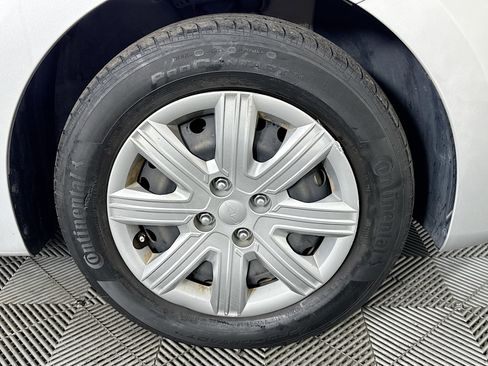 Used 2022 Kia Rio LX image 30