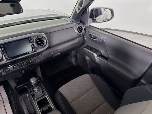 Used 2023 Toyota Tacoma SR image 22