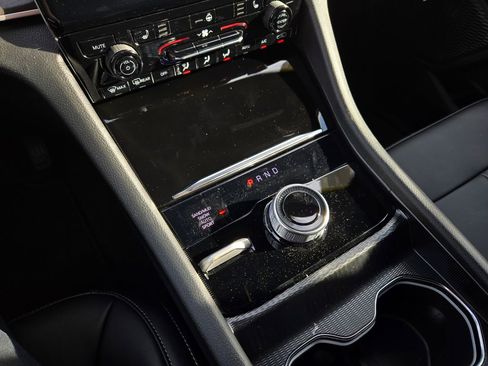 New 2025 Jeep Grand Cherokee Limited image 24