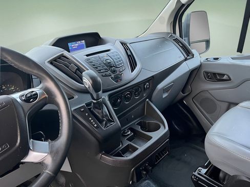 Used 2015 Ford Transit 150 Base image 13