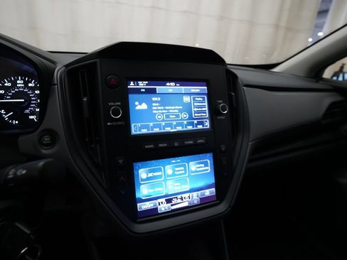 Used 2024 Subaru Crosstrek 2.0i AWD/4WD image 6