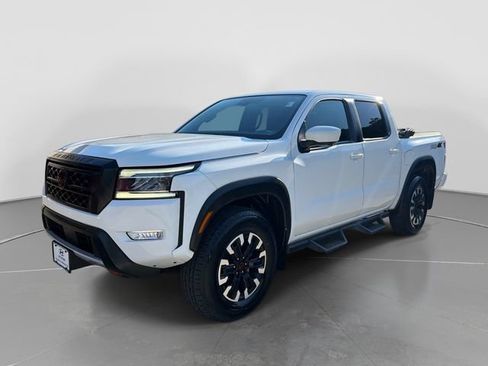 Used 2023 Nissan Frontier PRO-4X w/ Pro Convenience Package AWD/4WD image 8