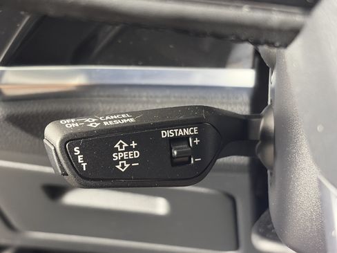 Used 2025 Audi Q3 2.0T Premium AWD/4WD image 37