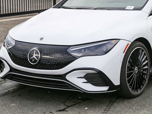 Used 2024 Mercedes-Benz EQE 350+ 4MATIC Sedan image 7