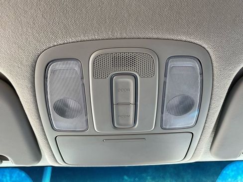 Used 2019 Kia Soul + image 22