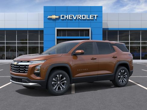 New 2027 Chevrolet Equinox LT w/ Convenience Package II FWD image 2