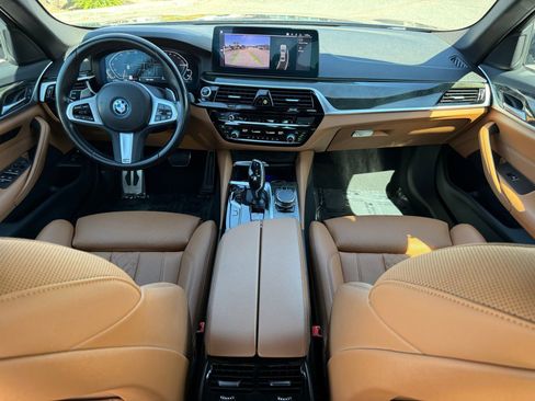 Used 2023 BMW 530e 530e iPerformance w/ M Sport Package image 32