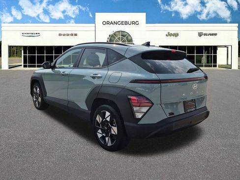 Used 2025 Hyundai Kona SEL FWD image 7